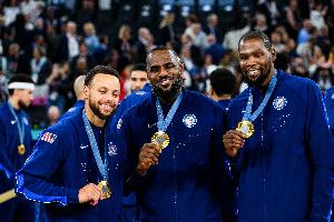 詹杜库退役后NBA是否更受欢迎?帕森斯谈收视率创新高:确实,新人层出不穷