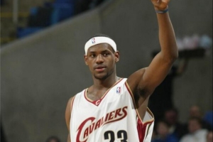 詹姆斯：选秀前便确定自己是状元，却也明白进入NBA需从头开始
