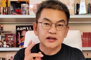 苏群表示：杰伦·布朗作为交易筹码已无法收回，史总目前处境尴尬