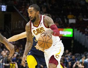 JR:退役后我意识到自己花费过多,为何我买了7辆车?
