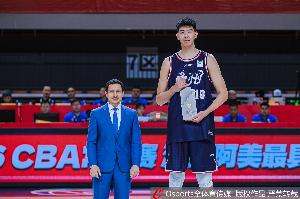 徐昕与杜锋情绪积压已久，徐昕未来恐难重返广东队