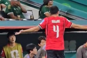 金玟哉：赛后向教练摊手表不满，或影响团队氛围 已致歉