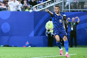 姆巴佩任法国队长，世界杯前两战均获胜，自98年德尚后非门将首位队长
